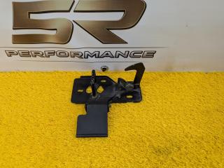 замок капота Porsche Cayenne 958 2011, 4.8 л., M 48.52, бензин, АКПП, r9a (sandweiss), внедорожник 5 дв., полный привод, правый руль, 7P5823480A, 7P5823480