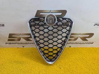 решетка радиатора Alfa Romeo Giulia 2 поколение [рестайлинг] 952 2021, 2.0 л., бензин, седан