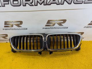 решетка радиатора BMW 6 GT G32 2018, 3.0 л., B58 B30 A, бензин, АКПП, 300 alpinweiss, хетчбэк 5 дв., полный привод, правый руль