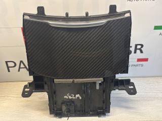 подстаканник Alfa Romeo Giulia 2 поколение 952 2017, 2.9 л., бензин, АКПП, rosso competizione, седан, задний привод, правый руль