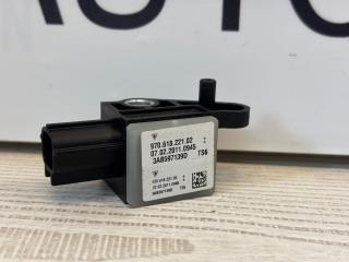 датчик удара Porsche Panamera 970 2011, 4.8 л., M 48.40, бензин, АКПП, c9z (basaltschwarz), лифтбэк, полный привод, правый руль, 970618221