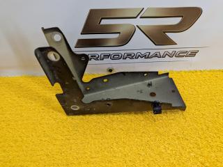 крепление ( кронштейн ) крыла Porsche Panamera 970 2011, 4.8 л., M 48.40, бензин, АКПП, c9z (basaltschwarz), лифтбэк, полный привод, правый руль, 97050435502, 970504355