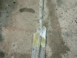 крепление ( кронштейн ) крыла Volvo F