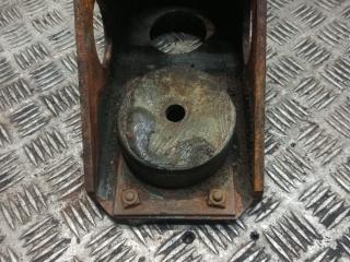 кронштейн (крепление) Volvo F