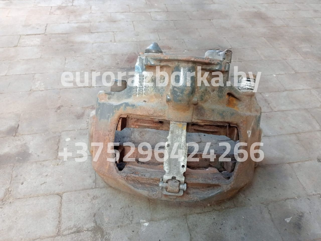 суппорт передний левый DAF XF 95 1 поколение (2002 - 2006), 06637 - фото №1