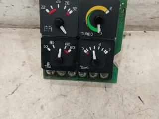 щиток приборов (приборная панель) Volvo FH 1 поколение (1993 - 1998)