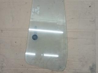 стекло (иные) Mercedes-Benz 1117