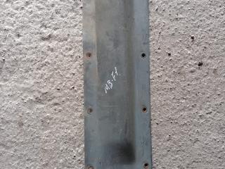 крепление ( кронштейн ) крыла Mercedes-Benz