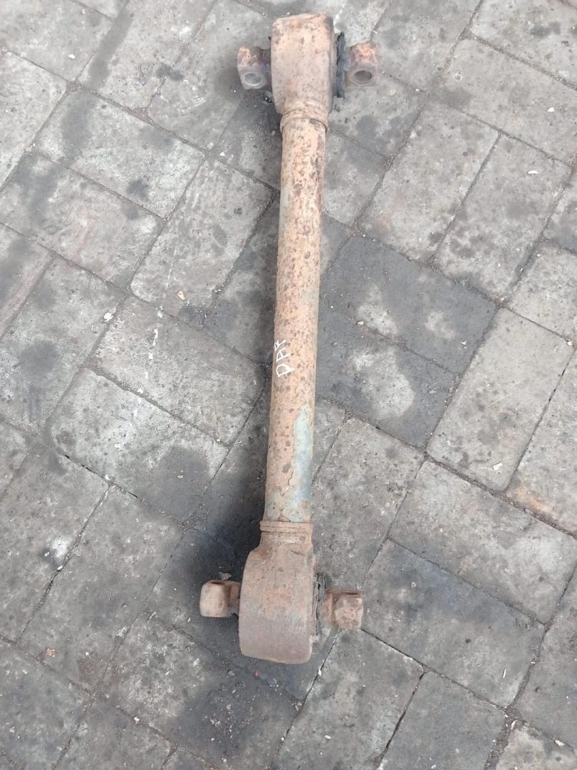 Реактивная тяга задней подвески DAF 95 1 поколение (ATI) (1987 - 1998) - фото №1