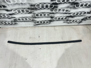 уплотнитель жабо Audi Q5 FY [рестайлинг] FYB 2023, 2.0 л., бензин, АКПП, 80A823723