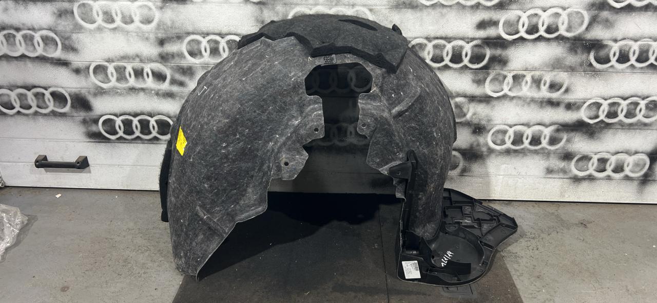 защита арок задняя правая (подкрылок) Audi Q8 4M 2022, внедорожник 5 дв., 4M8810172J - фото №1