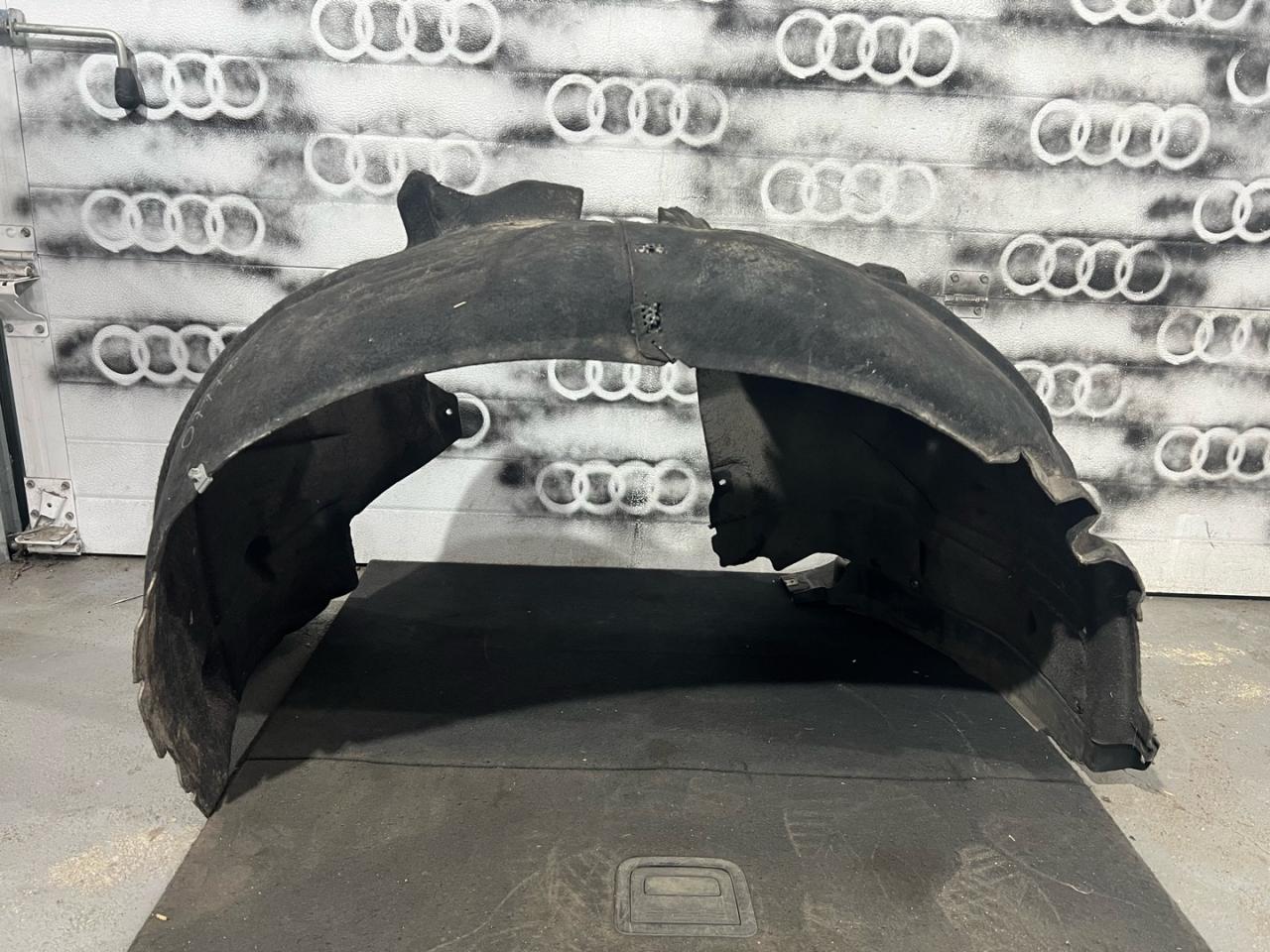защита арок передняя правая (подкрылок) Audi A7 4K C8 2019, 3.0 л., дизель, АКПП, лифтбэк, 4K8853888E, 4K8821172 - фото №1