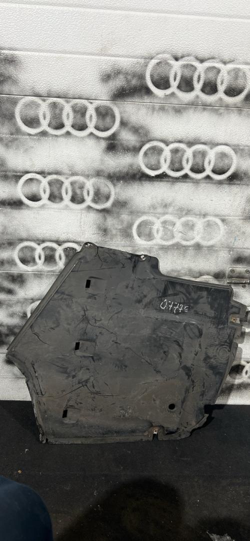 защита днища Audi A7 4K C8 2019, 3.0 л., дизель, АКПП, лифтбэк, 4K8825219F - фото №1