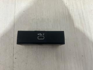разъем AUX / USB Audi Q5 FY [рестайлинг] FYB 2023, 2.0 л., бензин, АКПП, 8W0035708A