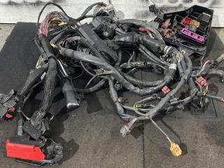 проводка двигателя Audi A8 D4 [рестайлинг] 2015, чёрный, седан, 4H0971224BA