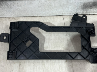 кронштейн (крепление) Audi Q5 FY [рестайлинг] FY 2024, 2.0 л., бензин, внедорожник 5 дв., 80A907456A