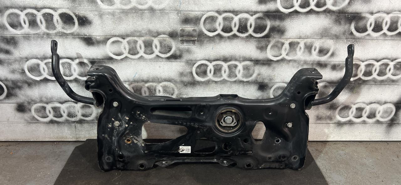 балка подвески передняя (подрамник) Audi Q3 F3 2023, 2.0 л., бензин, АКПП, внедорожник 5 дв., 3Q0199315E, 3Q0411303J - фото №1