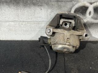 подушка крепления двигателя Audi A8 D4 [рестайлинг] 2015, чёрный, седан, 4G0199381