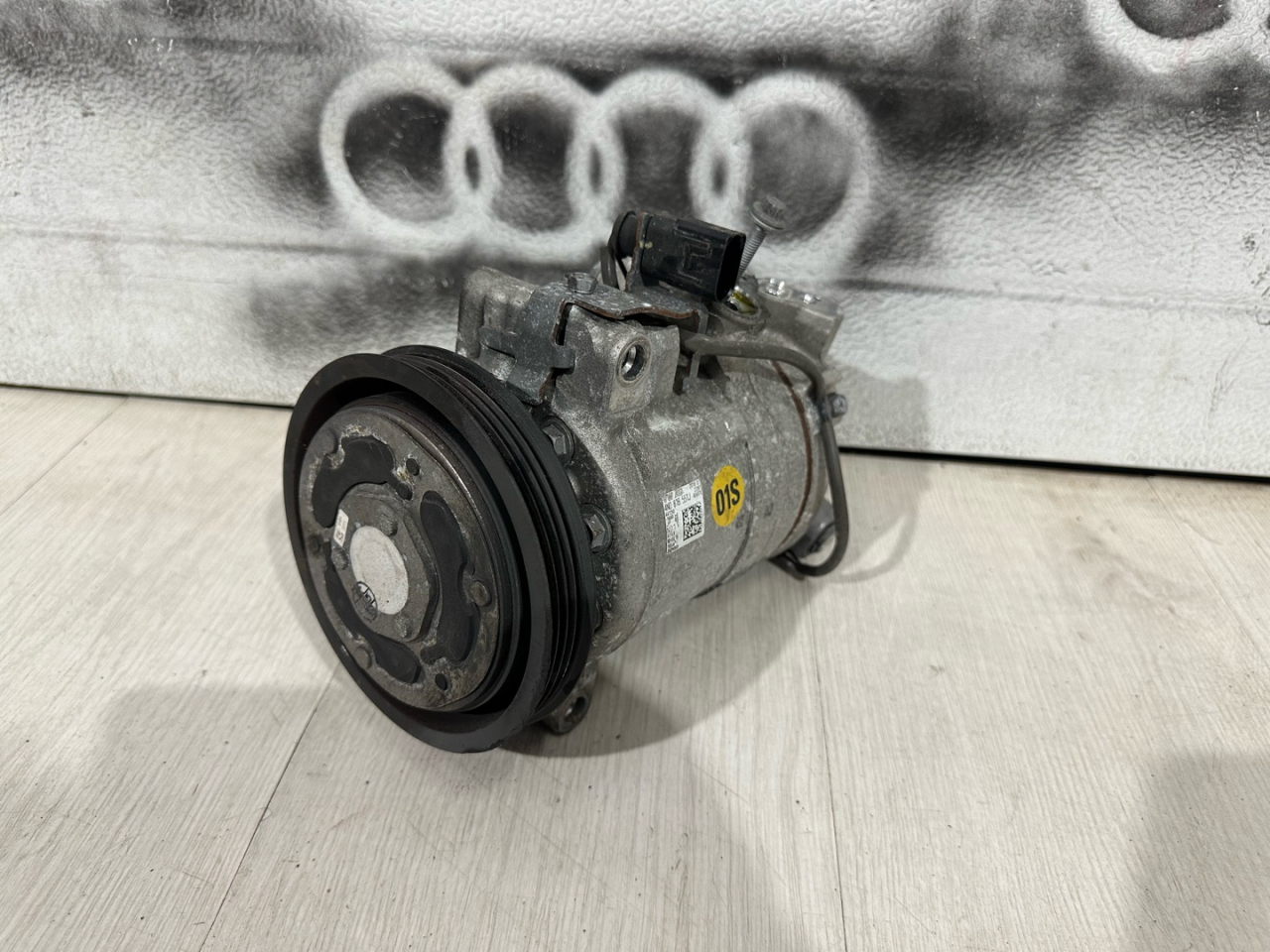 компрессор кондиционера Audi A8 D5 2020, 3.0 л., бензин, седан, 4N0816551, 4N0816551J - фото №1
