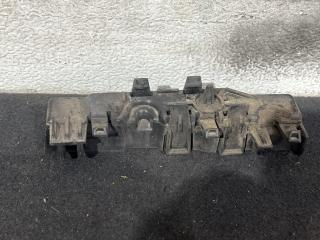 Кронштейн крепления порога Audi A7 4K C8 2019, 3.0 л., дизель, АКПП, лифтбэк, 4K8853922, 4K8853921