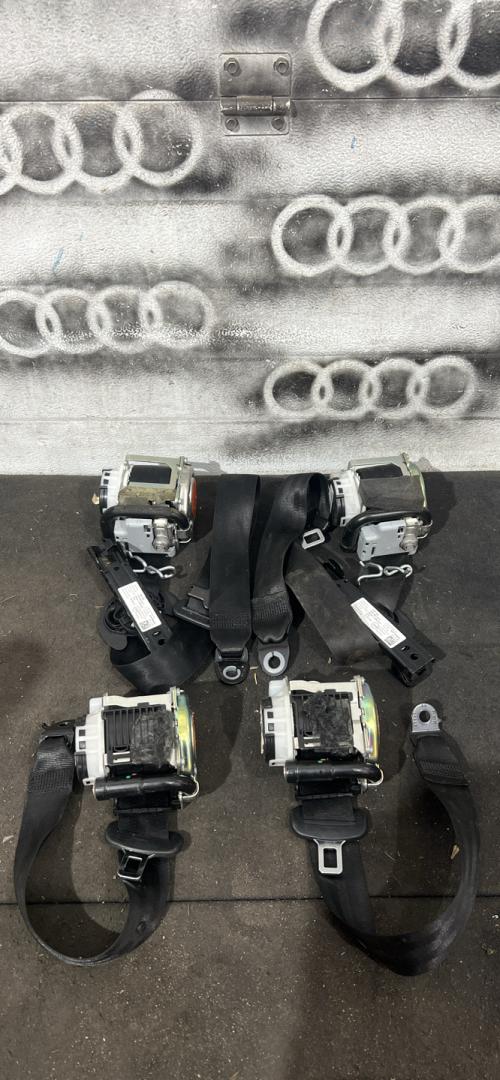 ремень безопасности комплект Audi A7 4K C8 2019, 3.0 л., дизель, АКПП, лифтбэк, 4M0857819, 4K8857805B, 4K8857705, 4K8857706 - фото №1