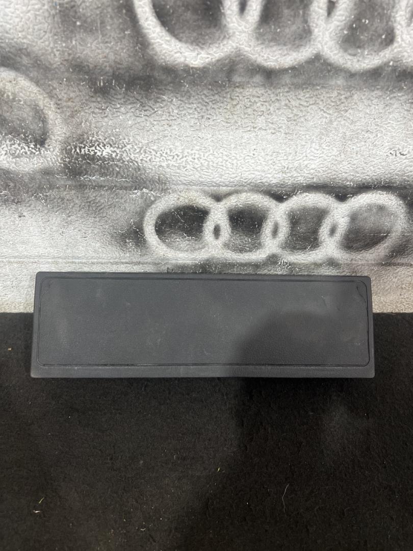 подушка безопасности коленная Audi A6 C8 4K5 2019, 3.0 л., бензин, АКПП, седан, 4K1880841D - фото №1