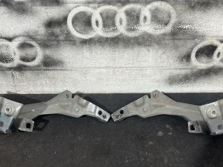 крепление ( кронштейн ) крыла Audi Q5 FY [рестайлинг] FY 2022, 2.0 л., бензин, АКПП, внедорожник 5 дв., 80A821132A, 80A821136A