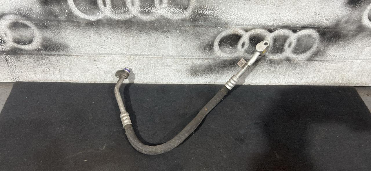 трубка кондиционера Audi A6 C8 4K5 2019, 3.0 л., бензин, АКПП, седан, 4K0816721DE - фото №1