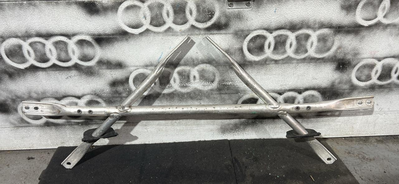 распорка стоек Audi A7 4K C8 2019, 3.0 л., дизель, АКПП, лифтбэк, 4K0801223A - фото №1