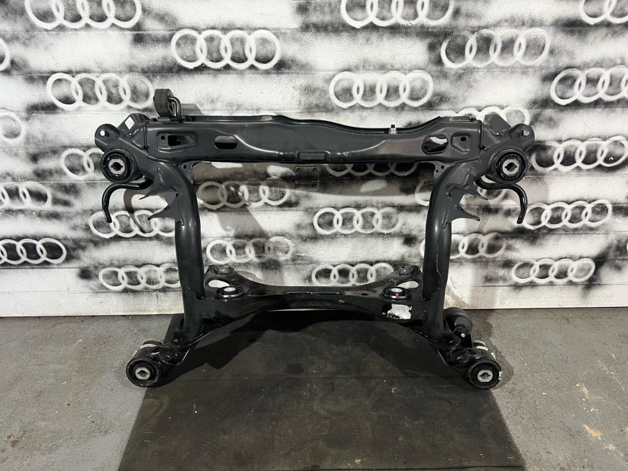 балка подвески задняя Audi RS 5 F5 2019, 2.9 л., DECA, бензин, АКПП, хетчбэк 5 дв., 8W0505235AK, 8W0511305AJ - фото №1