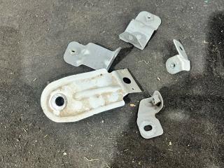 крепление ( кронштейн ) крыла Audi RS 5 F5 2019, 2.9 л., DECA, бензин, АКПП, хетчбэк 5 дв., 8W0821469, 8W6821471, 8W6821468, 8W0821470