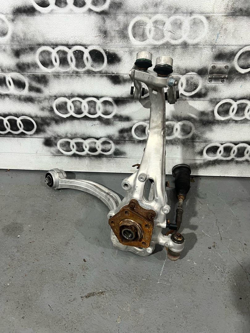 рычаг передний правый Audi A6 C8 4K5 2019, 3.0 л., бензин, АКПП, седан, 4M0407506C, 4M0407510C, 4M0407156D, 4K0407242D, 80A407696C - фото №1