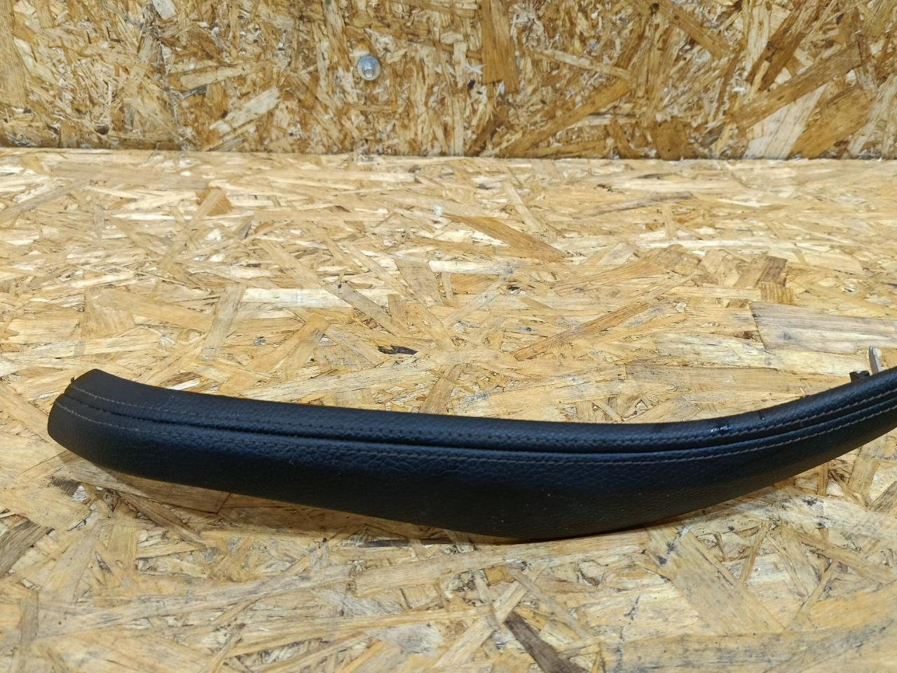 ручка внутренняя задняя правая BMW 5 серия G30/G31 G30 2018, 3.0 л., дизель, АКПП, серый, седан, полный привод, правый руль, 7497064, 51417497064, 51417438540, 7438540 - фото №1
