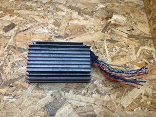 усилитель музыкальный BMW X5 E70 [рестайлинг] E70 2010, 4.0 л., дизель, АКПП, синий, внедорожник 5 дв., полный привод, правый руль, 9240136