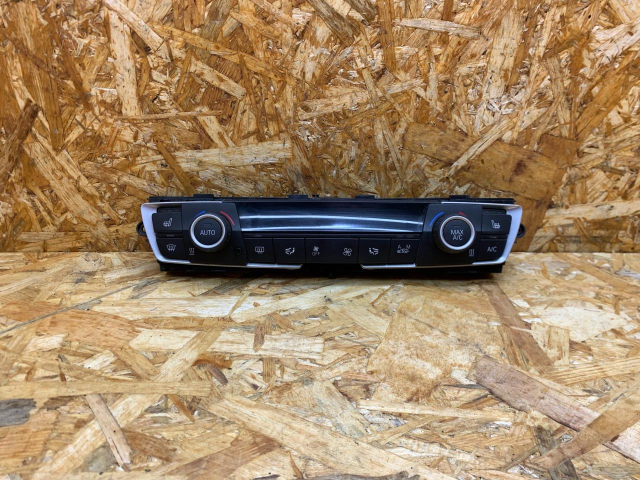 блок управления печки / климат-контроля BMW 3 серия F30/F31/F34 F31 2013, 2.0 л., дизель, АКПП, 475 black-sapphire metallic, универсал, полный привод, правый руль, 64119354145, 9354145, 64119320343, 9320343, 64119363544, 9363544, 64119287337, 9287337, 64119261082, 9261082 - фото №1