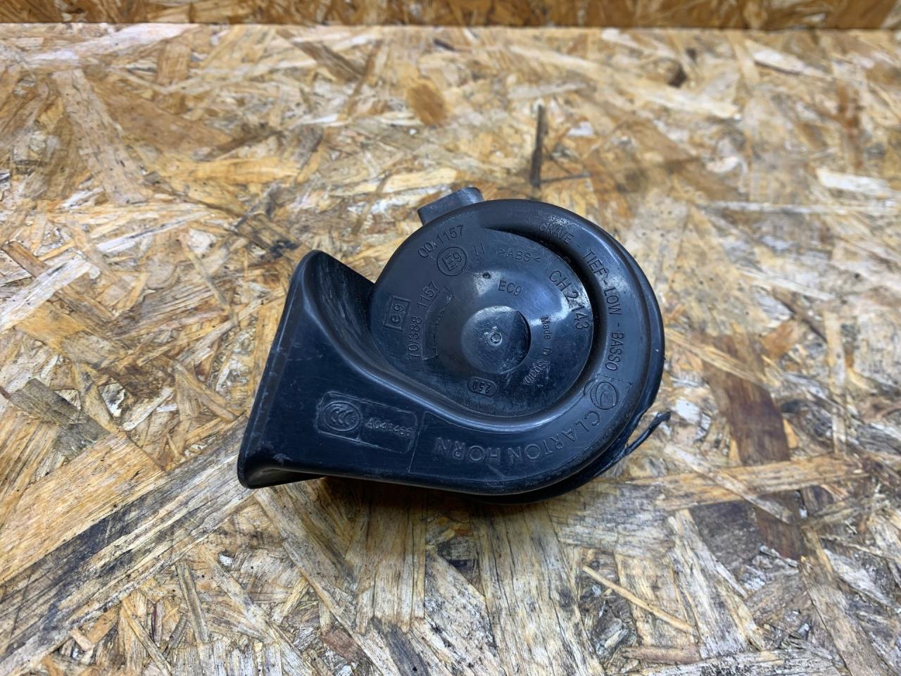 сигнал (клаксон) BMW 5 серия F07/F10/F11 F11 2012, 2.5 л., дизель, АКПП, универсал, полный привод, 7279782, 61337279782 - фото №1