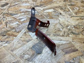 крепление ( кронштейн ) крыла BMW 1 серия F20/F21 [2-й рестайлинг] E82 2018, 1.5 л., бензин, МКПП, хетчбэк 5 дв., задний привод, правый руль