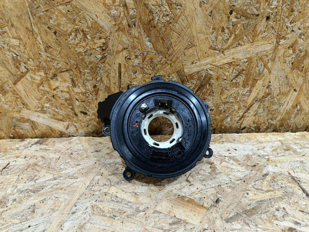 шлейф руля BMW 3 серия E90/E91/E92/E93 E92 2007, 3.0 л., дизель, АКПП, купе, задний привод, правый руль, 6989557 - фото №1