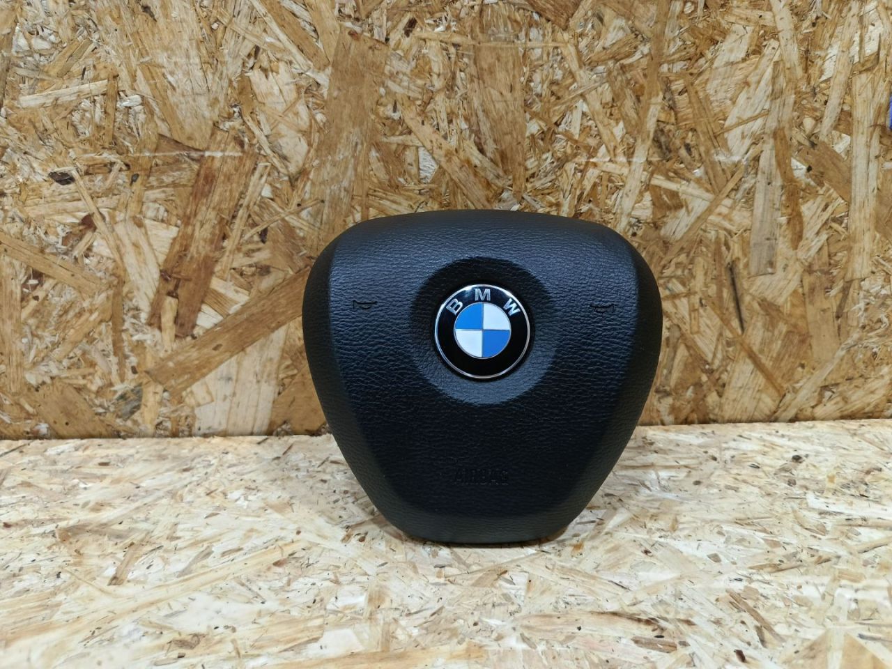 подушка безопасности водителя BMW X5 F15 2014, 3.0 л., дизель, АКПП, коричневый, внедорожник 5 дв., полный привод, 8734203, 6787342, 32306787342, 32306888436, 6888436 - фото №1