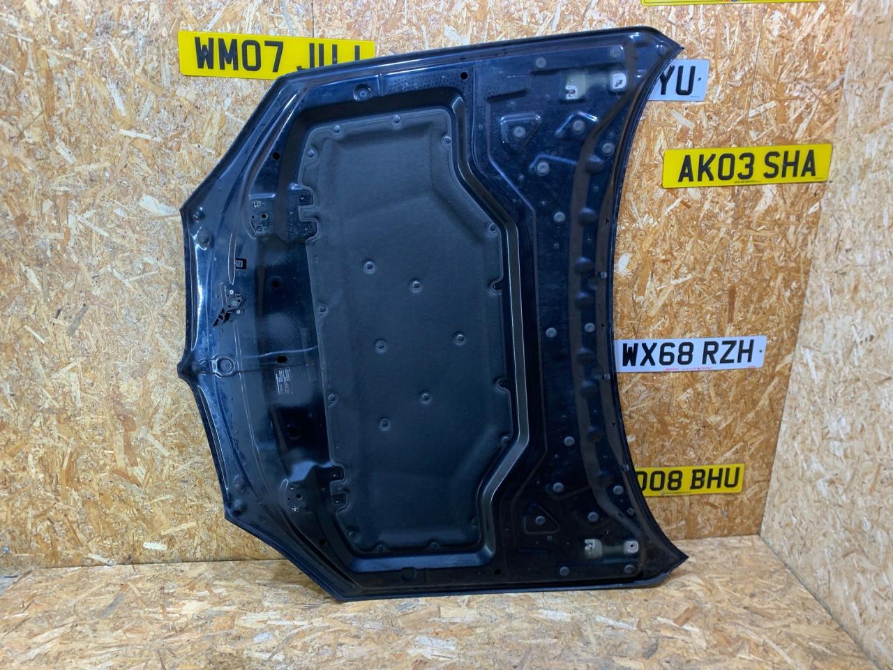 шумоизоляция капота BMW X5 F15 2014, 2.0 л., дизель, АКПП, внедорожник 5 дв., полный привод, правый руль, 51487284629, 7284629 - фото №1
