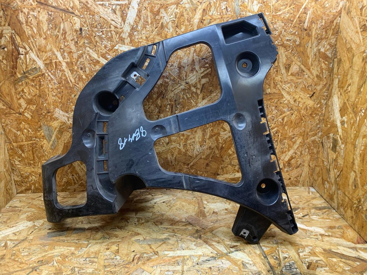 Крепление бампера заднего BMW X5 E70 2007, 3.0 л., M57 306 D3, дизель, АКПП, серебристый, внедорожник 5 дв., полный привод, правый руль, 7227758 - фото №1