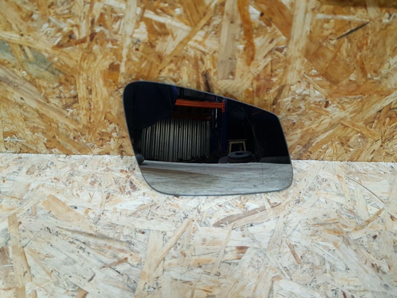 стекло зеркала наружного правого BMW 3 серия F30/F31/F34 F30 2014, 2.0 л., дизель, МКПП, седан, полный привод, правый руль, 20200508, 51167285002, 7285002 - фото №1