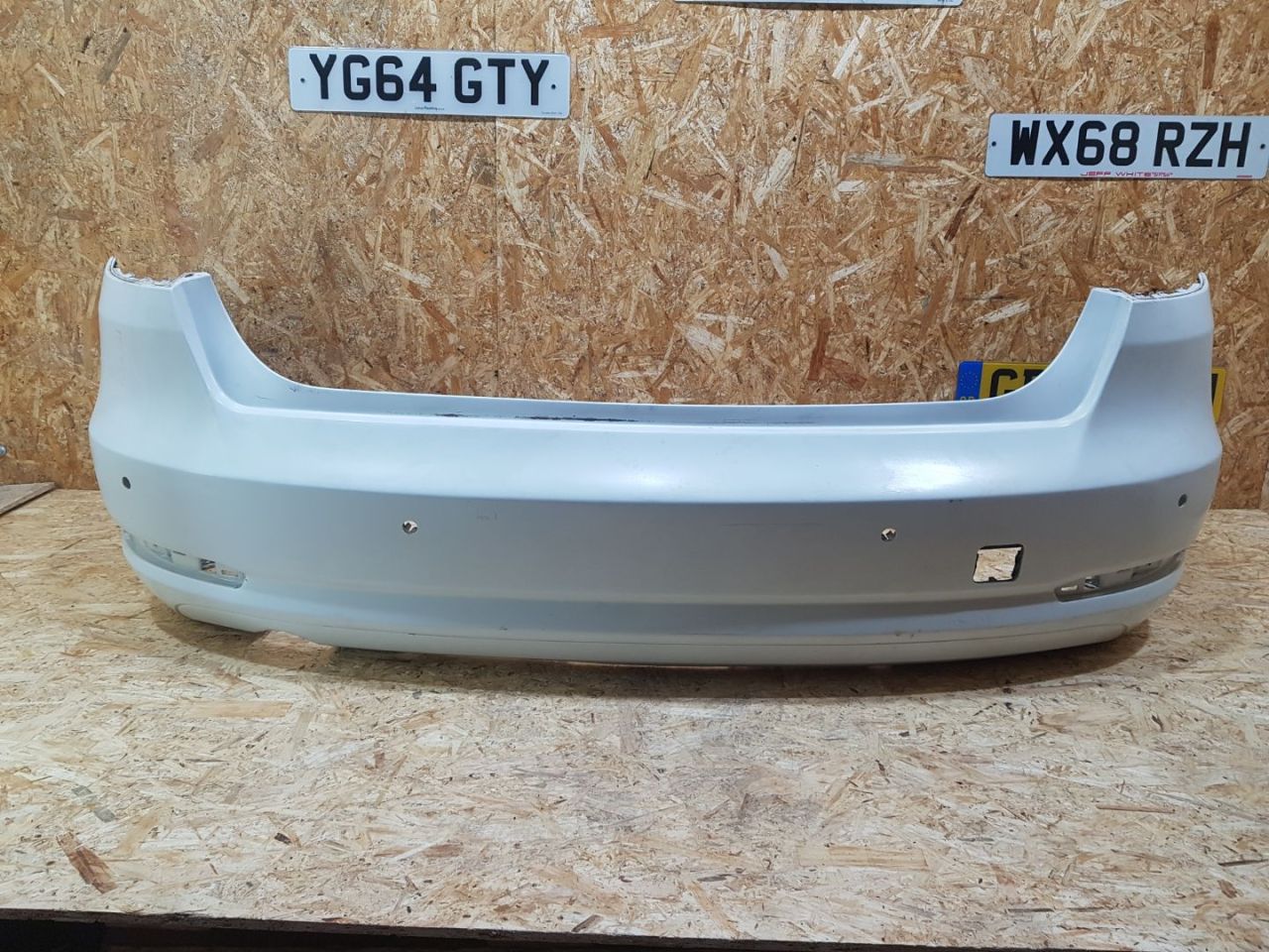 бампер задний BMW 3 GT F34 2014, 2.0 л., дизель, МКПП, лифтбэк, задний привод, правый руль, 51127371876, 7371876, 51127371877, 7371877 - фото №1