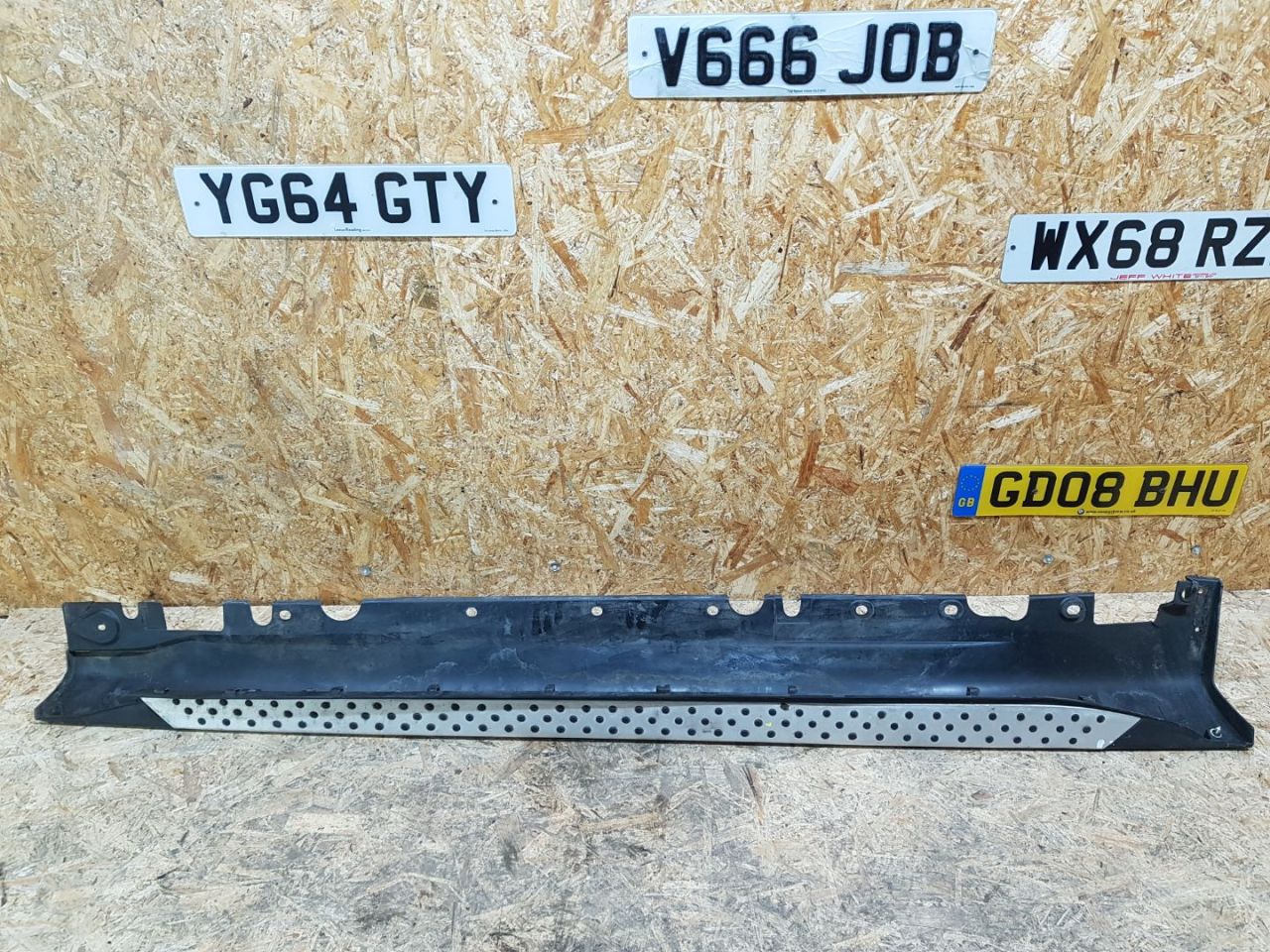 накладка на порог BMW X6 E71/E72 2008, 3.0 л., дизель, АКПП, внедорожник 5 дв., полный привод, правый руль, 7184419 - фото №1