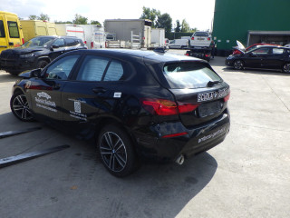 BMW 1 серия F40