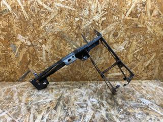 крепление фары левой BMW 3 серия F30/F31 [рестайлинг] F31 2015, 2.0 л., дизель, АКПП, серый, универсал, полный привод, правый руль, 51647245791, 7245791, 170238