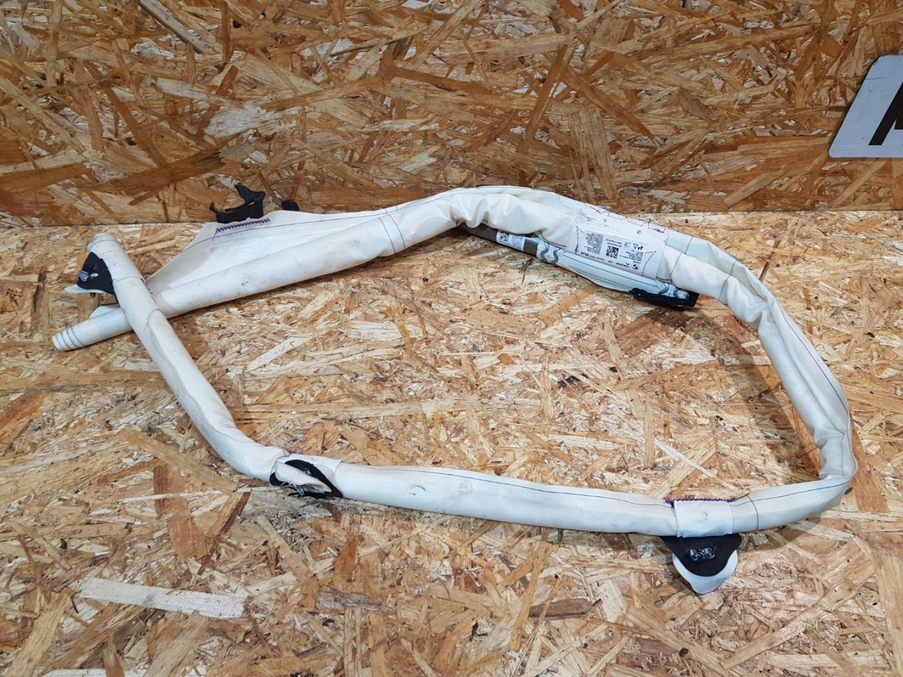 подушка безопасности боковая (шторка) BMW 4 серия F32/F33 F32 2015, 3.5 л., дизель, АКПП, черный, купе, полный привод, правый руль, 7292898, 72127292898 - фото №1