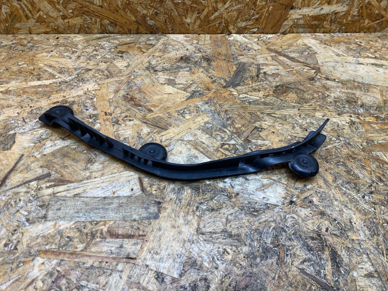 уплотнитель подкапотного пространства BMW 4 серия F32/F33 F36 2015, 3.0 л., дизель, АКПП, лифтбэк, полный привод, правый руль, 51717402082, 7402082 - фото №1