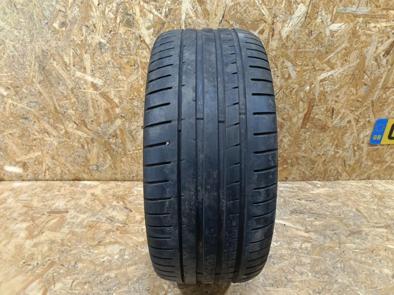 шина BMW 3 серия F30/F31/F34 F30 2013, 3.0 л., дизель, АКПП, черный, седан, задний привод, правый руль - фото №1