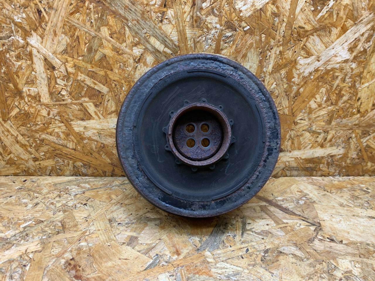 шкив коленвала BMW X5 F15 2014, 2.0 л., дизель, АКПП, внедорожник 5 дв., полный привод, правый руль, 8513539, 11238513539 - фото №1